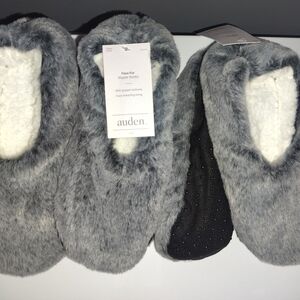 Auden Cozy Gray Faux Fur Slippers Bundle/Lot Size M/L 8-10